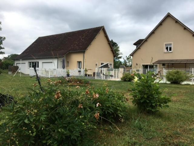 Des 2 Arbres De La Sagesse , Agreable Avec Privatif * Ardentes