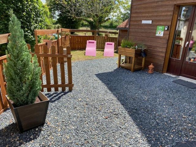 Des 2 Arbres De La Sagesse , Agreable Avec Privatif Country house